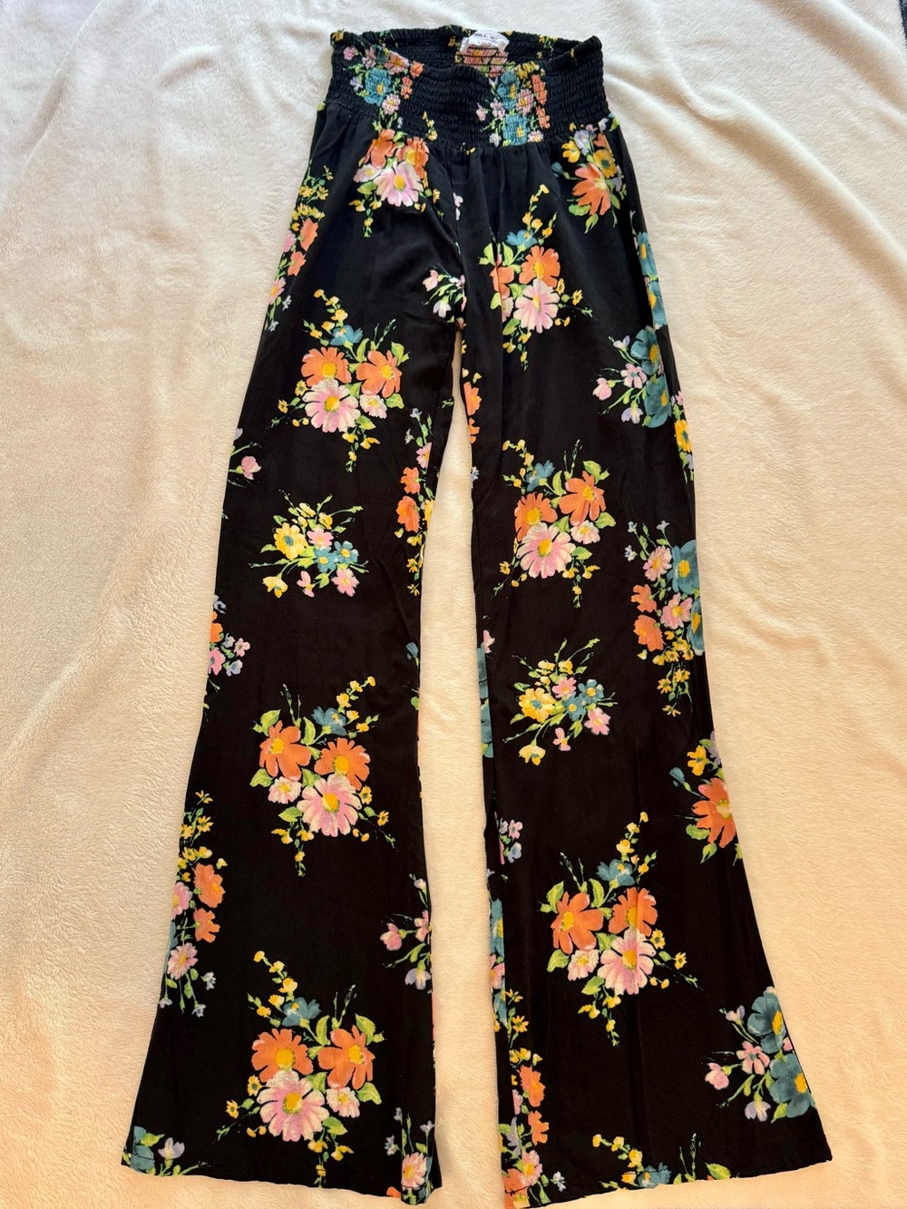 O'Neill Black Wide-Leg Floral Pants in Women’s Size S